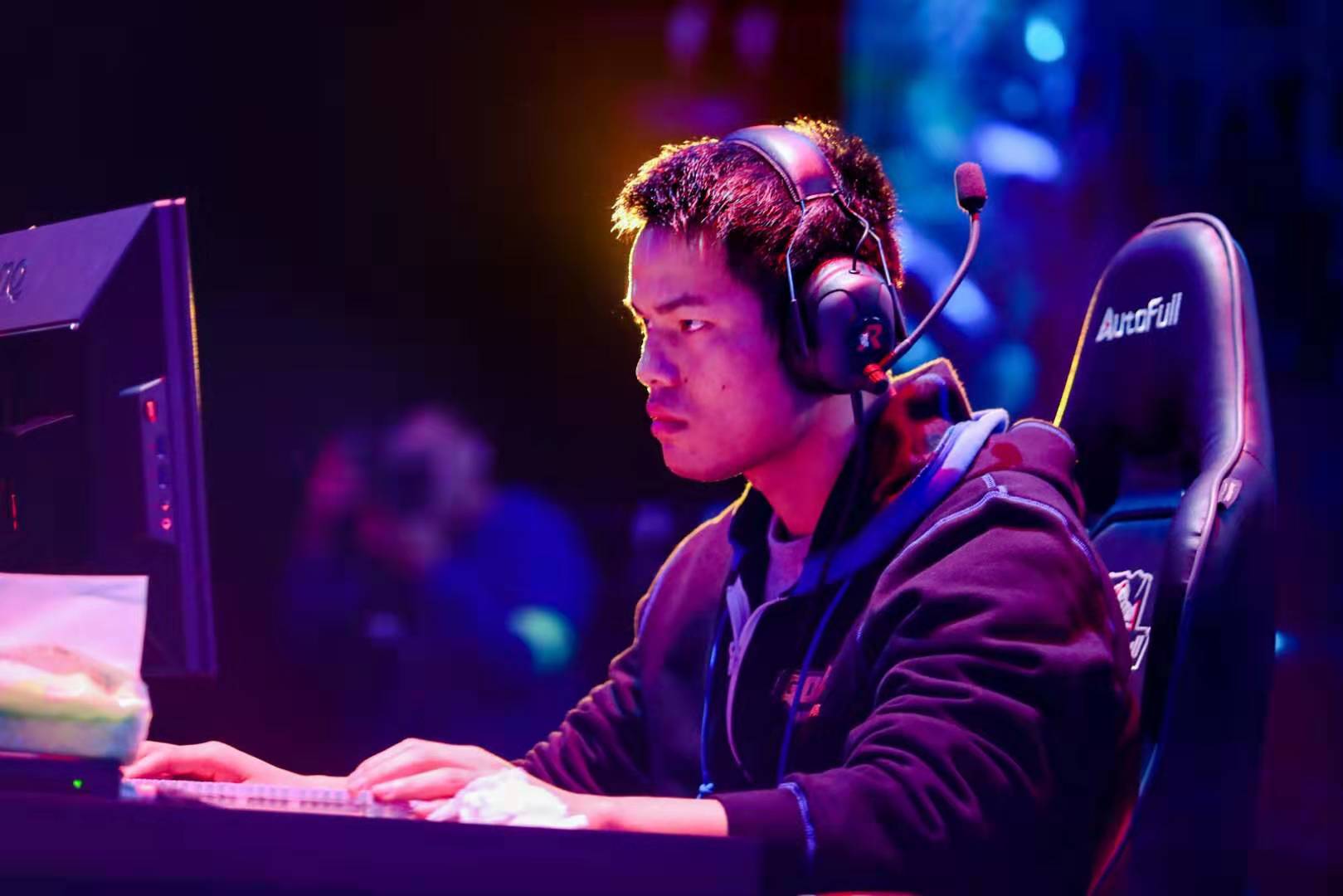 快船的直接 快船的直接