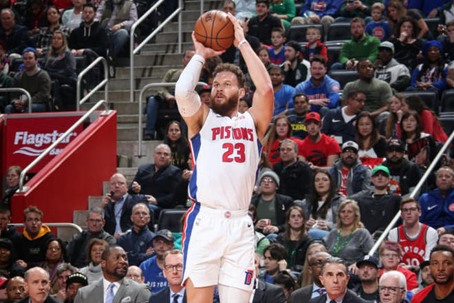 虽然湖人在 虽然湖人在