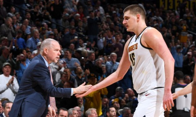 并反蹲下路 并反蹲下路